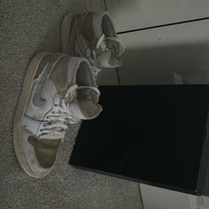 Jordan 1 high men's size 9.5